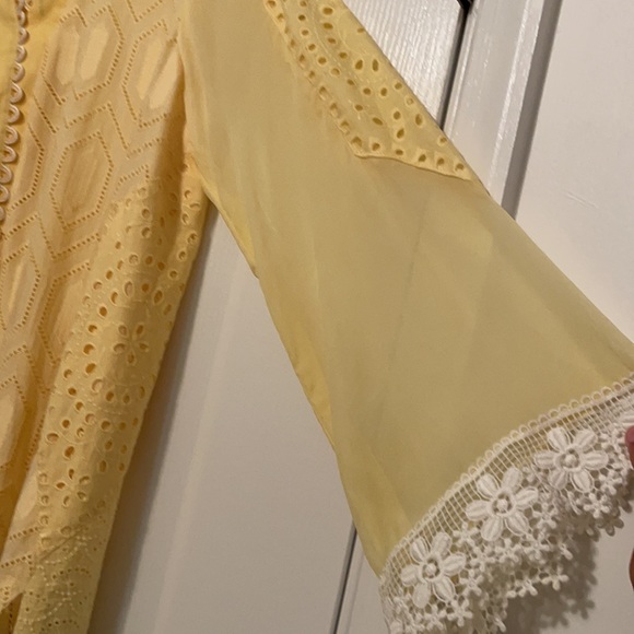 Farida Hassan Kurta - Picture 4 of 5